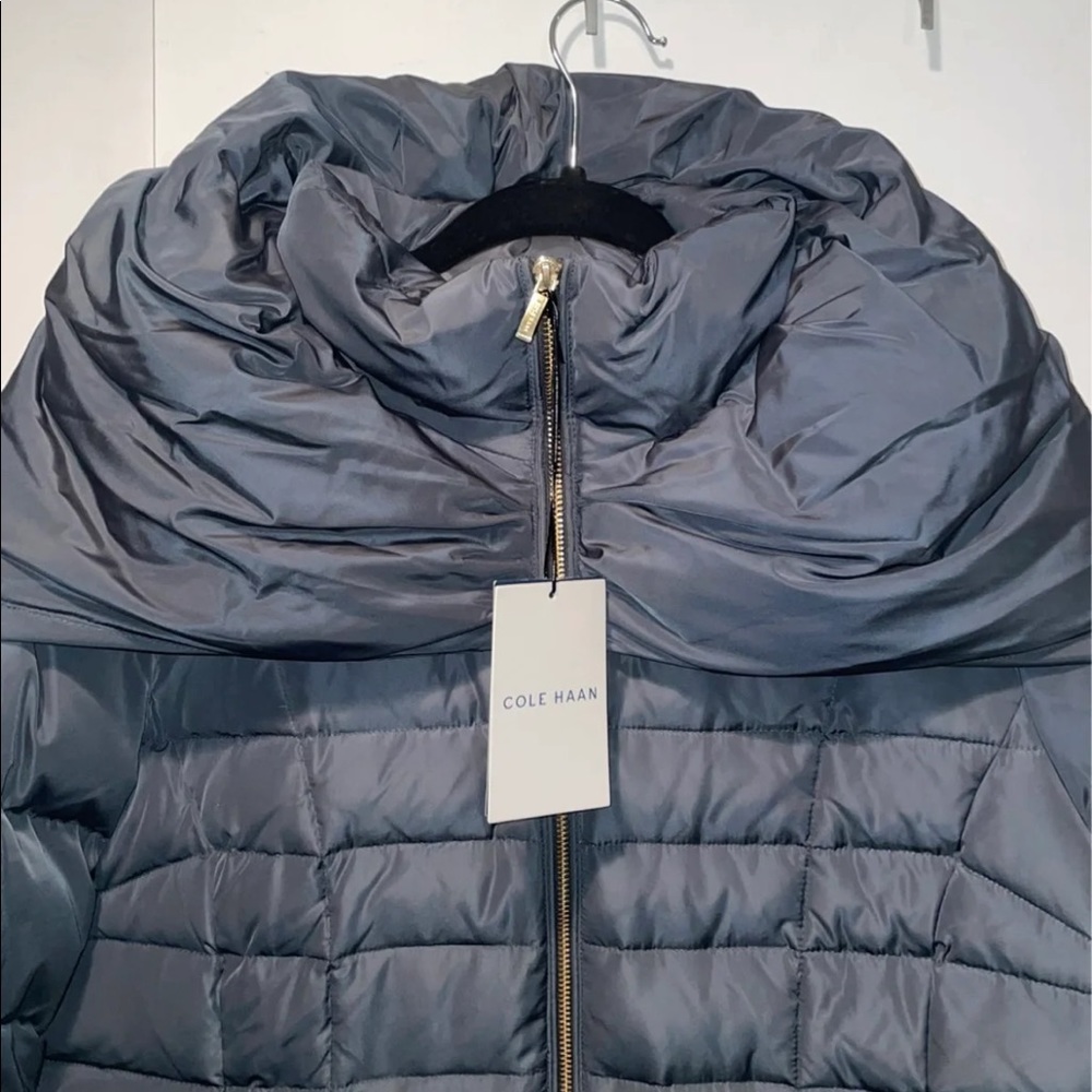 Cole Haan front zip Jacket - Picture 5 of 7